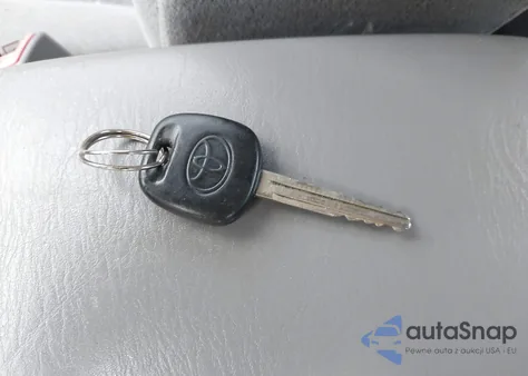 2006 Toyota Corolla Ce from USA, damaged, VIN JTDBR32E260069371